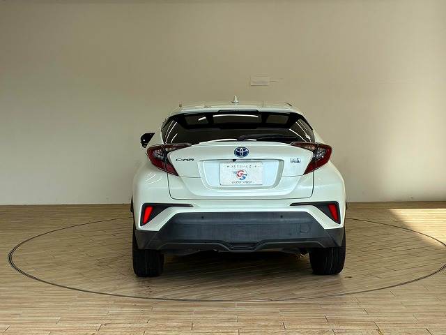 トヨタ C-HR