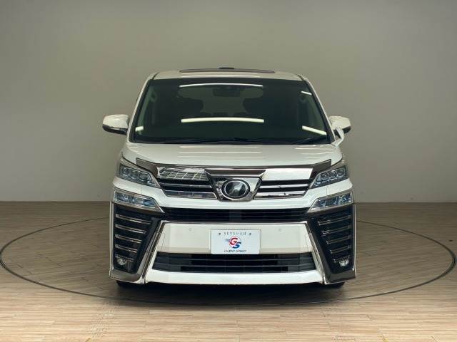 トヨタ ヴェルファイア