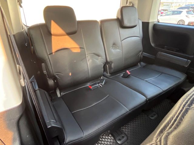 三菱 デリカD：5