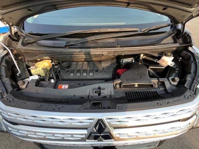 三菱 デリカD：5