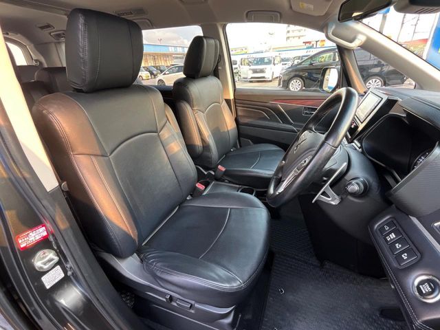 三菱 デリカD：5