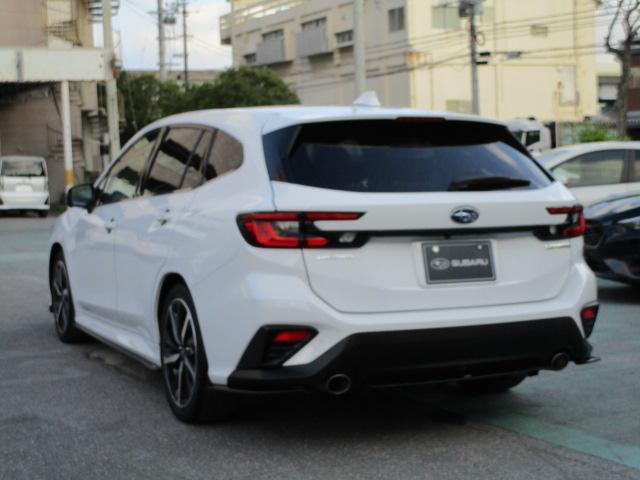 スバル レヴォーグ