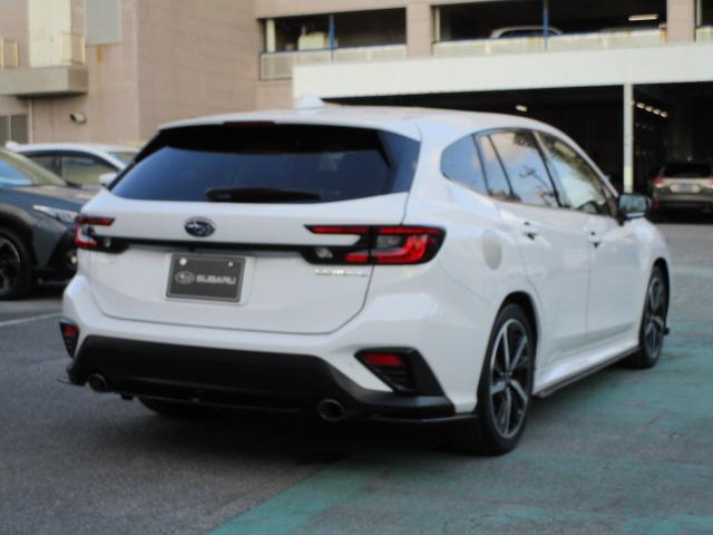 スバル レヴォーグ