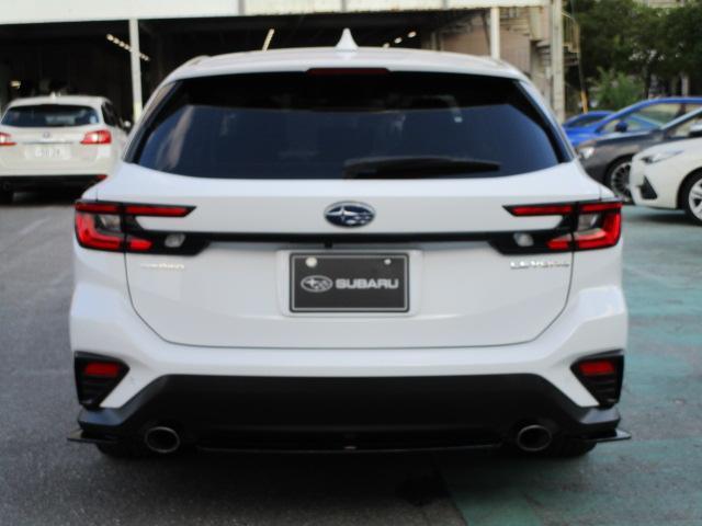 スバル レヴォーグ