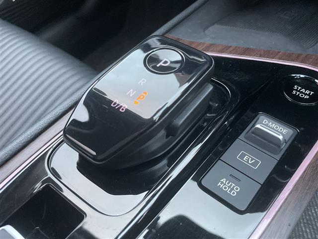 日産 ノートオーラ