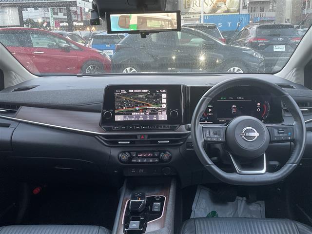 日産 ノートオーラ