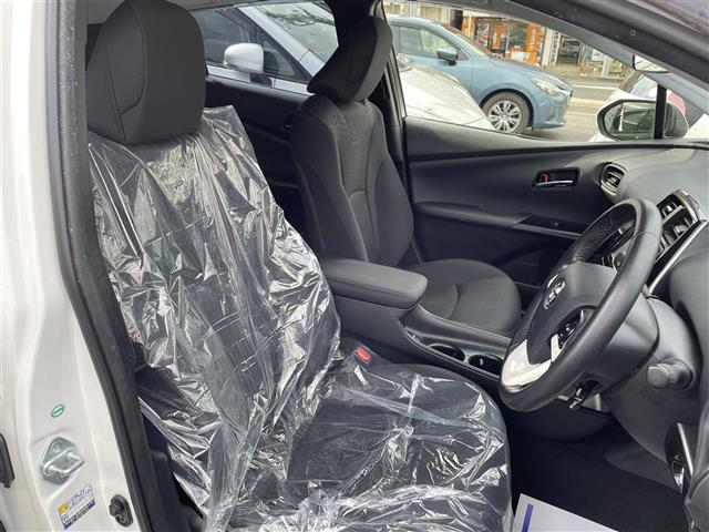 トヨタ プリウス