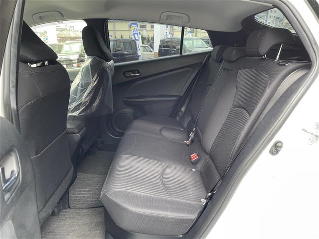 トヨタ プリウス