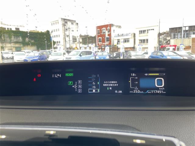 トヨタ プリウス