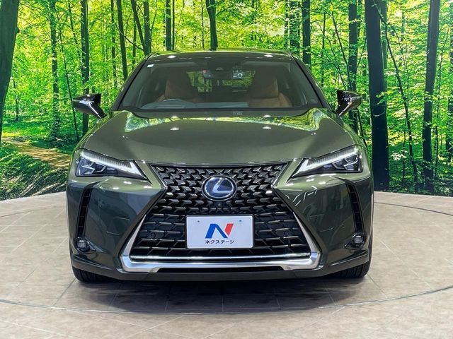 レクサス UX