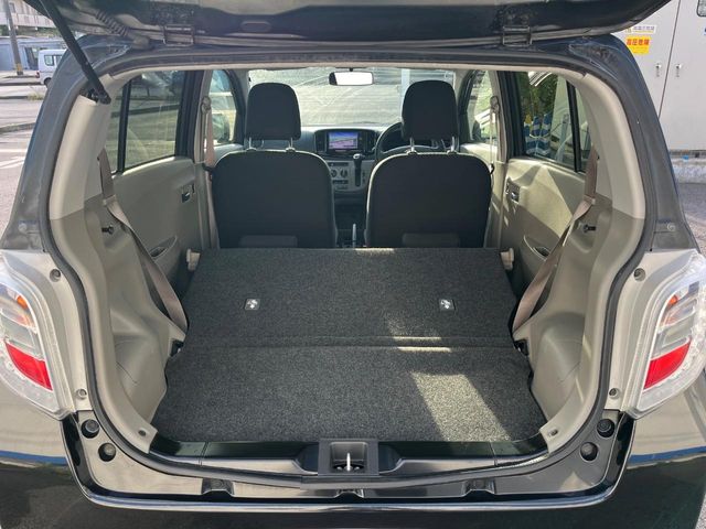 ダイハツ ミライース