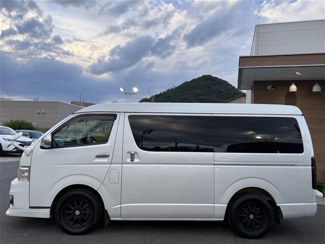 トヨタ ハイエース