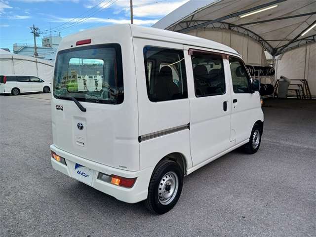 トヨタ ピクシスバン