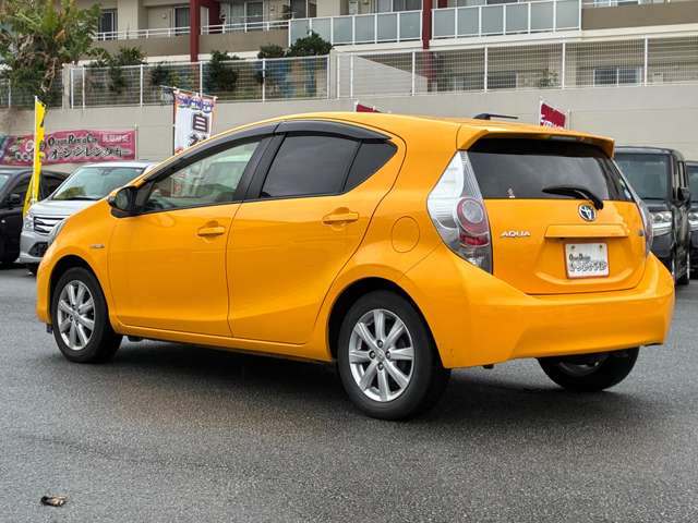 トヨタ アクア