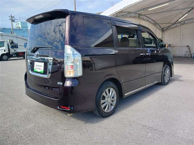 トヨタ ヴォクシー