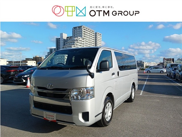トヨタ ハイエースバン