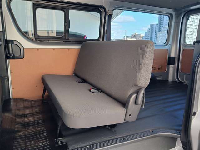 トヨタ ハイエースバン