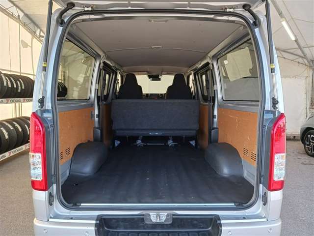 トヨタ ハイエースバン