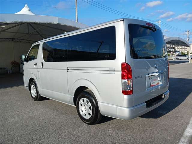 トヨタ ハイエースバン