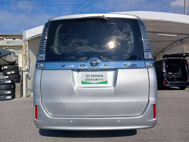 トヨタ ヴォクシー