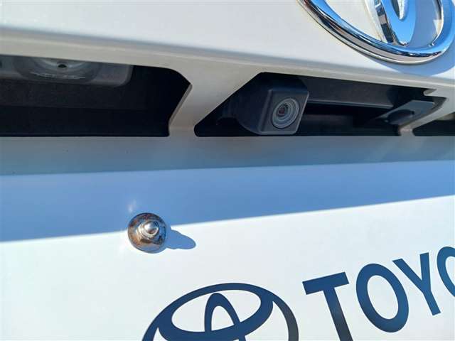 トヨタ ピクシスメガ