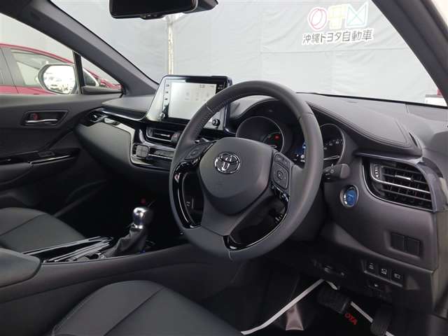 トヨタ C-HR