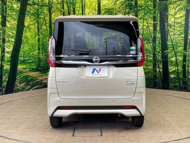 日産 ルークス