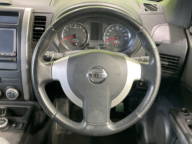 日産 エクストレイル