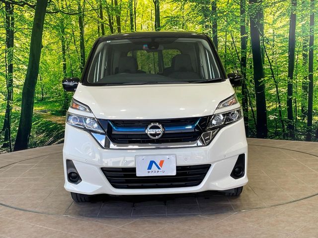 日産 セレナ
