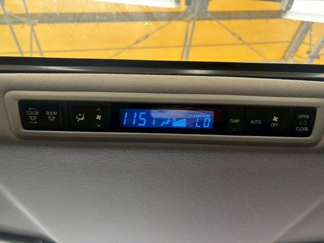 トヨタ ヴェルファイア