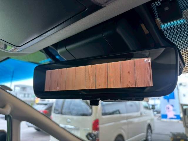 トヨタ ヴェルファイア