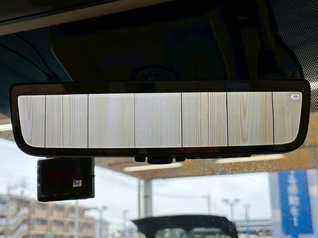 トヨタ ヴェルファイア