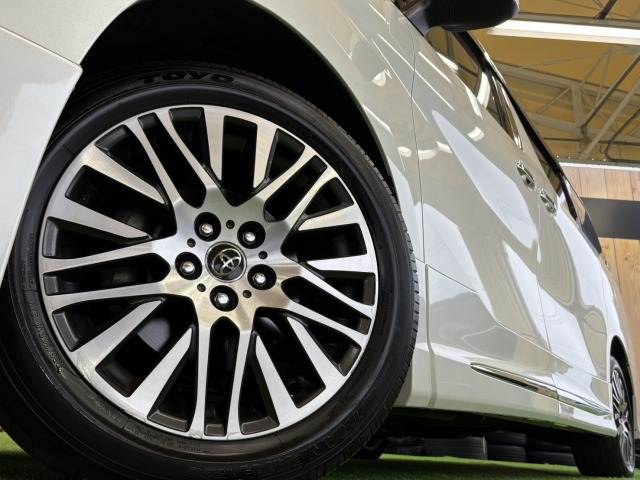 トヨタ ヴェルファイア