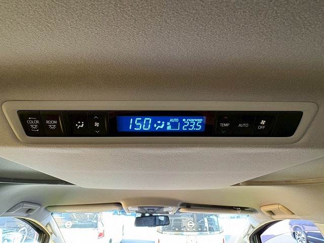 トヨタ ヴェルファイア