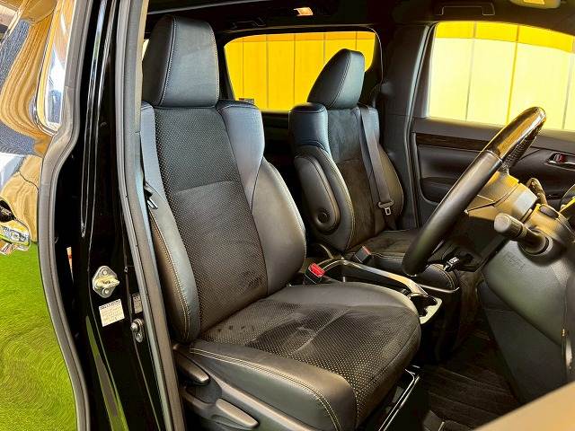 トヨタ ヴェルファイア