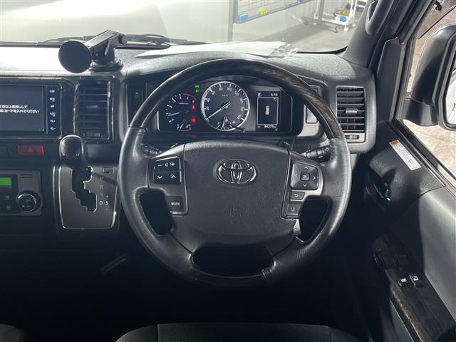 トヨタ ハイエースバン