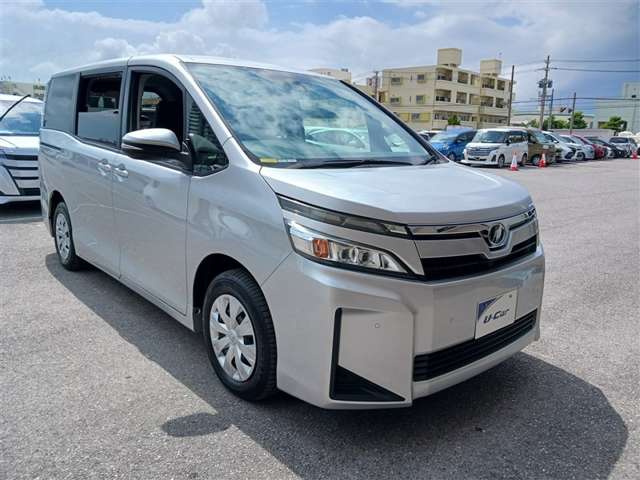 トヨタ ヴォクシー