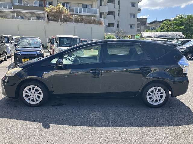 トヨタ プリウスα