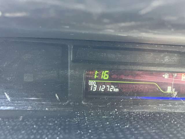 トヨタ プリウスα