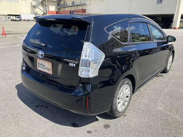 トヨタ プリウスα