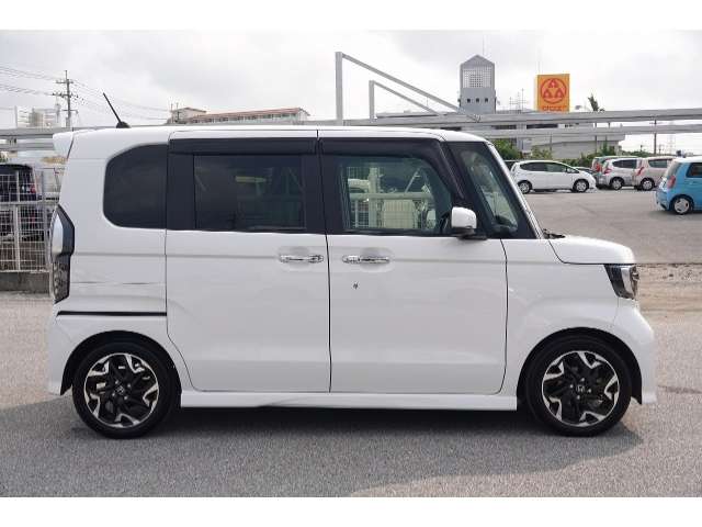 ホンダ N-BOX