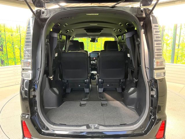 トヨタ ヴォクシー