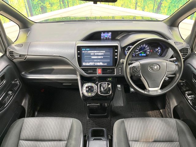 トヨタ ヴォクシー