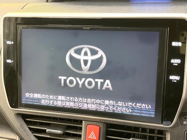 トヨタ ヴォクシー