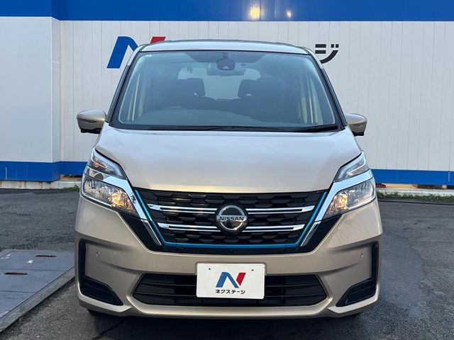 日産 セレナ