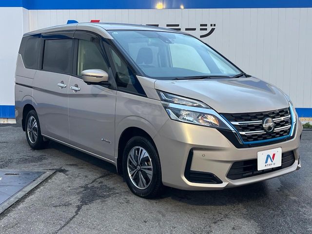 日産 セレナ