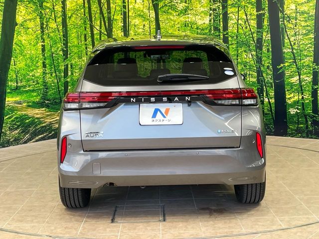 日産 ノートオーラ