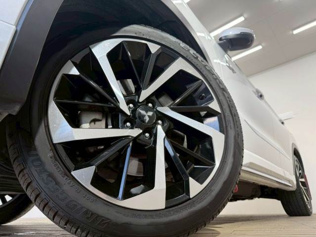 三菱 アウトランダー