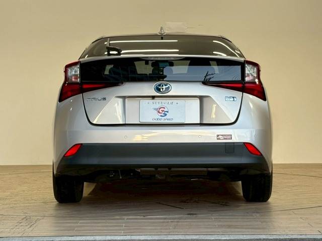 トヨタ プリウス