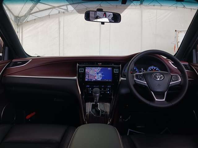 トヨタ ハリアー